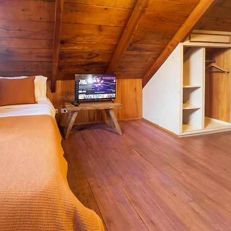 Wesley House Hosteria Boutique San Martín de los Andes Buitenkant foto